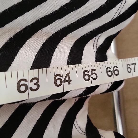 Bebe maxi chevron stripes dress, size Medium beige and black. - Picture 3 of 7